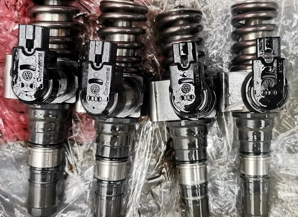 Injector passat-b6 03G130073s