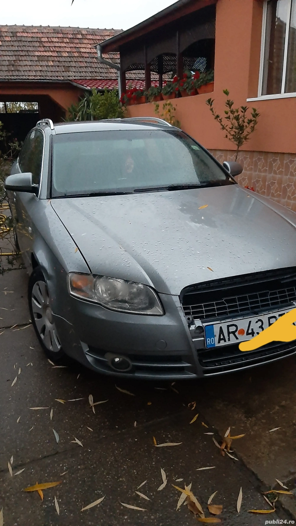 vând Audi a4b7 2l 