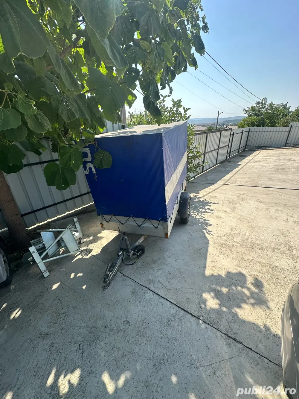 inchiriez remorca atv