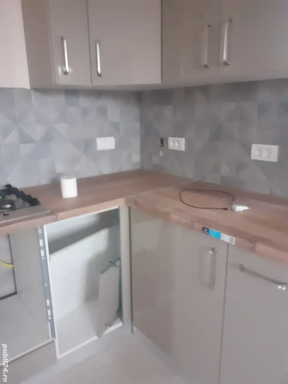 vând casă loc Horia județul Arad 