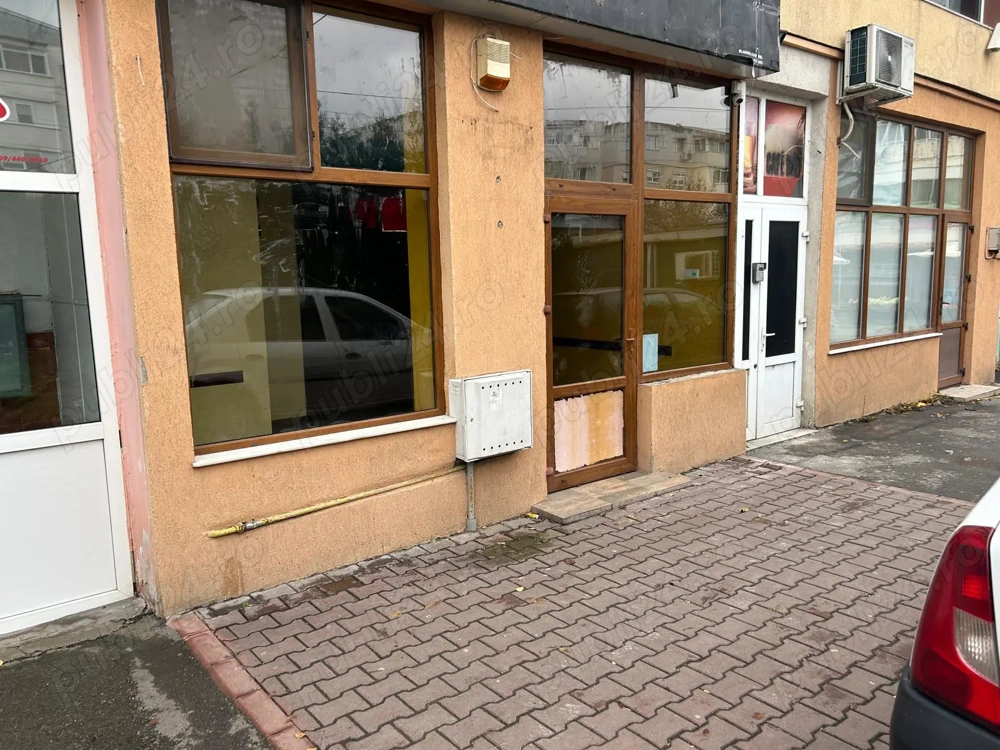 De inchiriat 3 spatii 57 73 90 mp