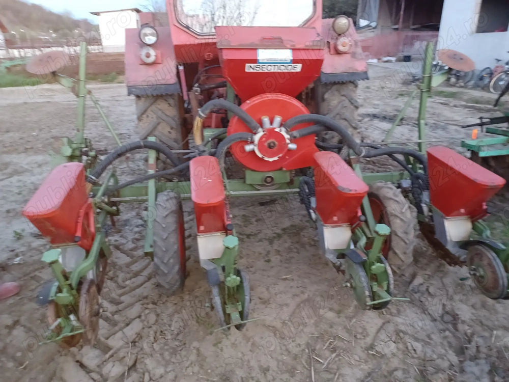 Semănătoare de porumb Nodet