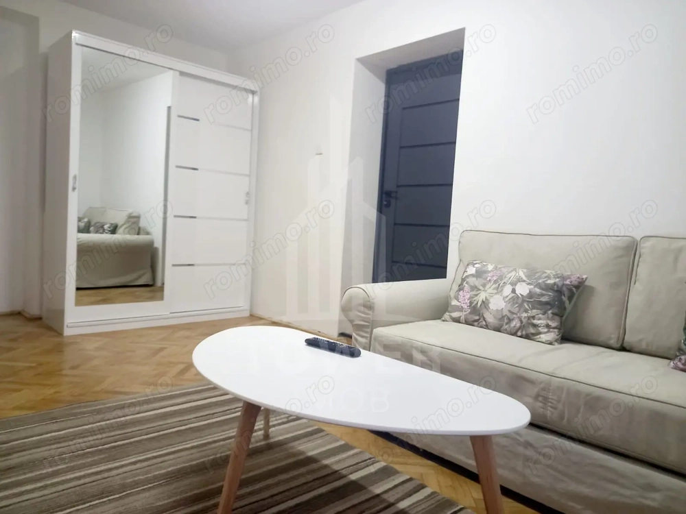 Apartament 2 camere de de vanzare – Str. Piața Mare nr. 6, et. 1
