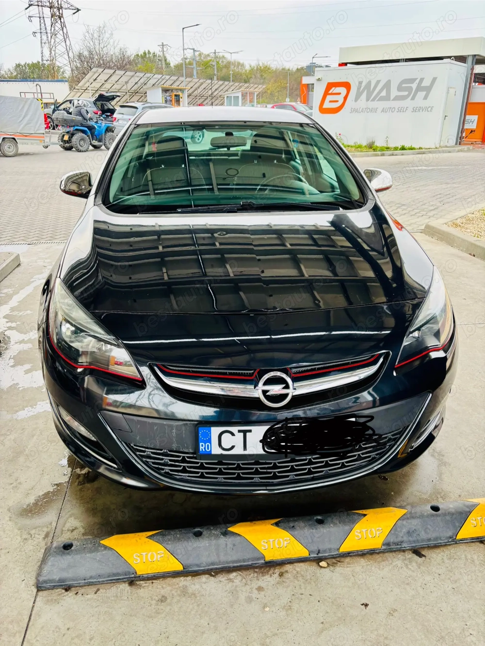 Vând Opel Astra J