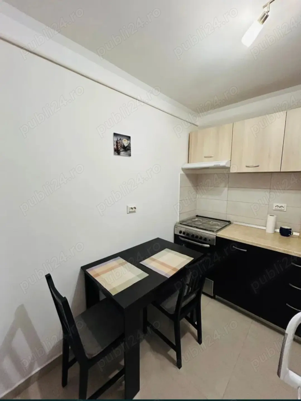 Zona Medicină-Prefectură apartament de închiriat cu 2 camere ,decomandat, amenajat ,utilat