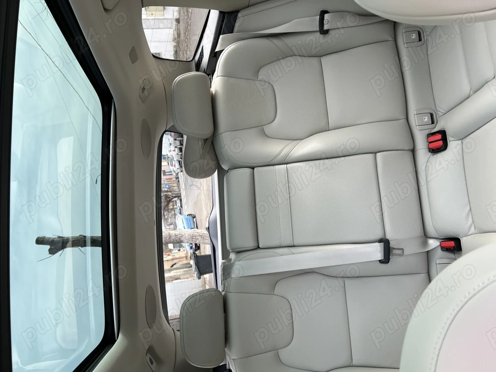 Volvo XC 60 an 2022 în garanție până 2026 noiembrie