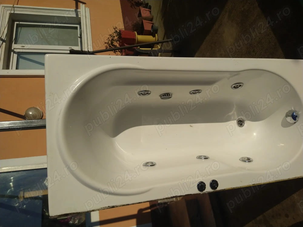 Cadă hidromasaj stare impecabilă