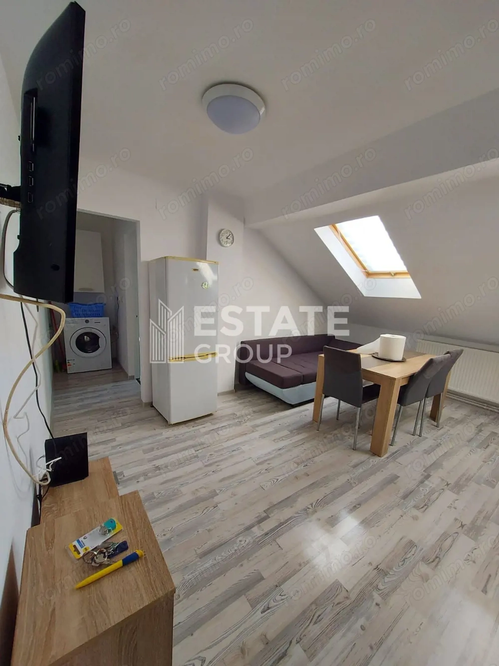 Mansarda cu 2 camere, Girocului