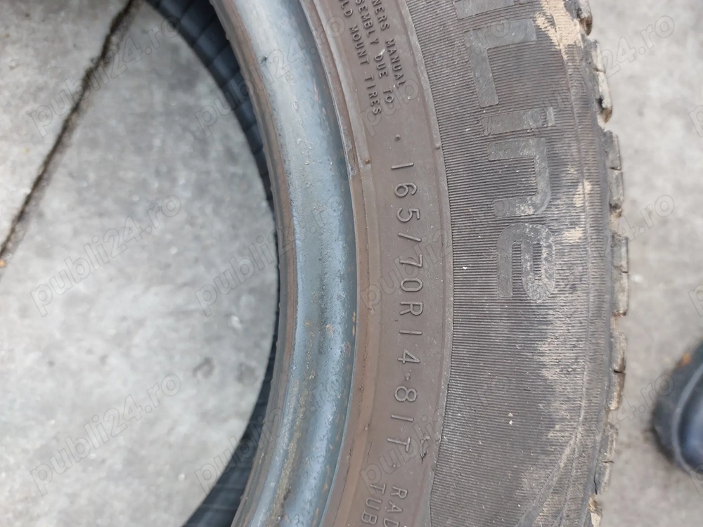 Vând 8 cauciucuri 165/70/14