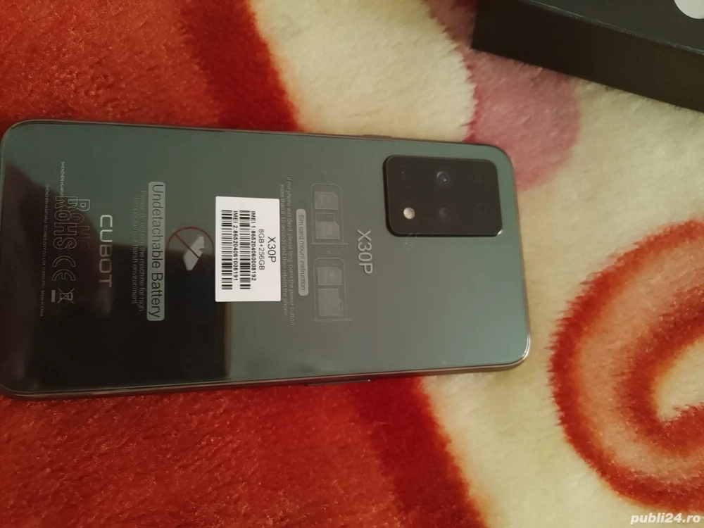 Telefon e foarte bun