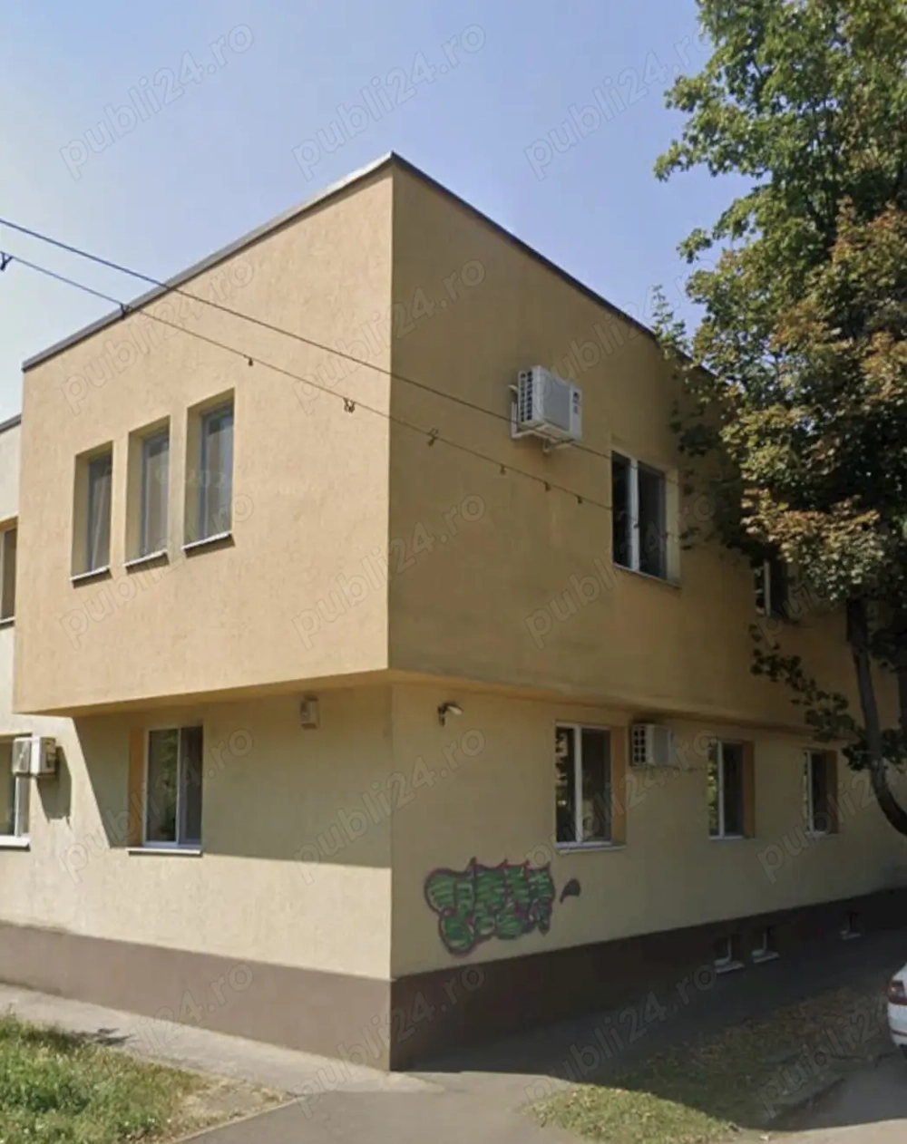 Birouri spre închiriere