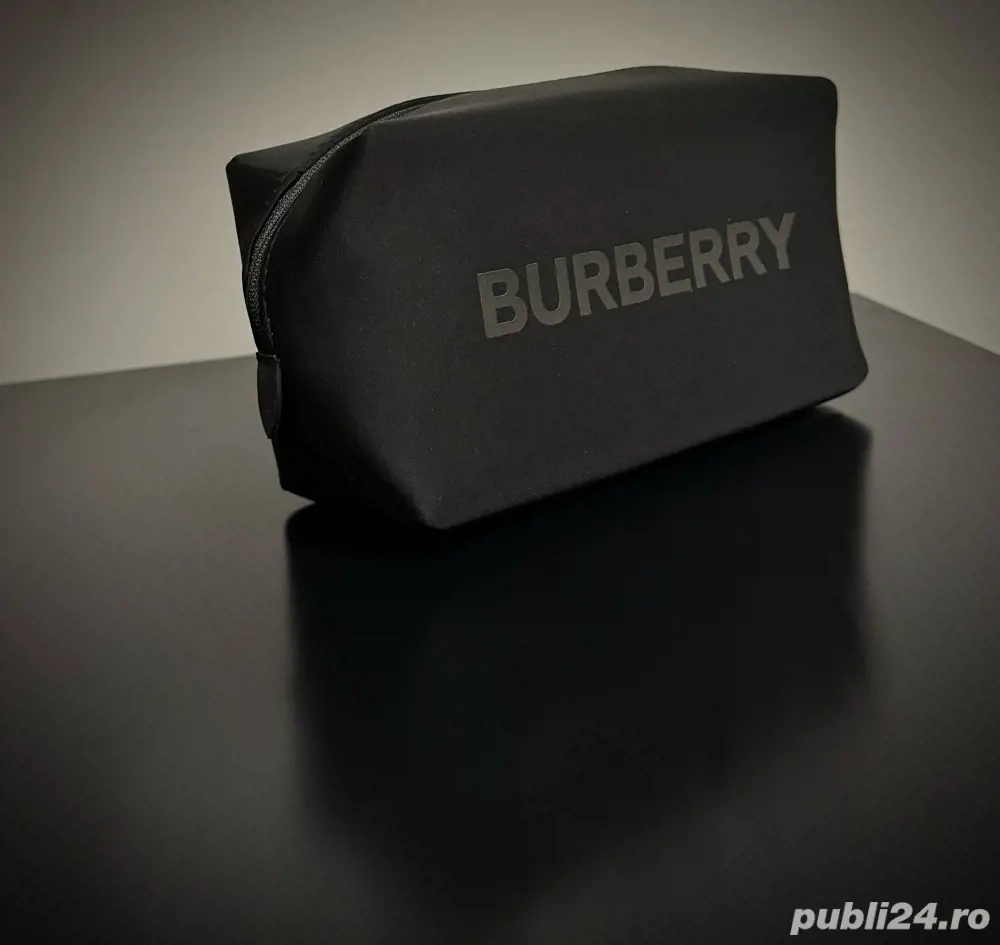 Portfard   geantă cosmetice BURBERRY originală   ediție limitată Barcelona