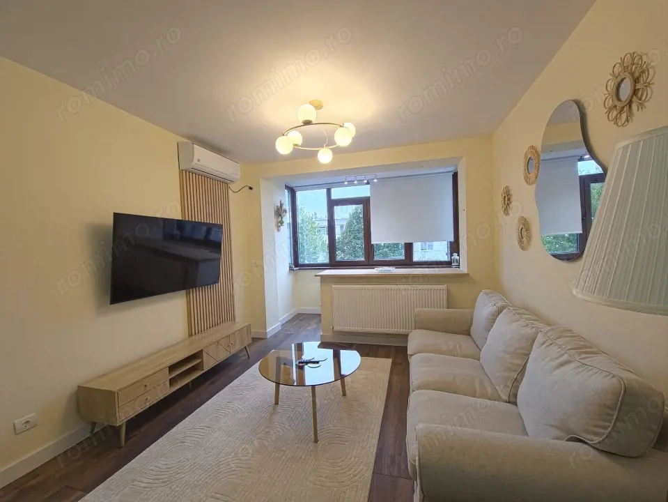 Apartament 3 camere, Tomis 2 – renovat, mobilat, utilat, 59 mp, etaj 3/4.