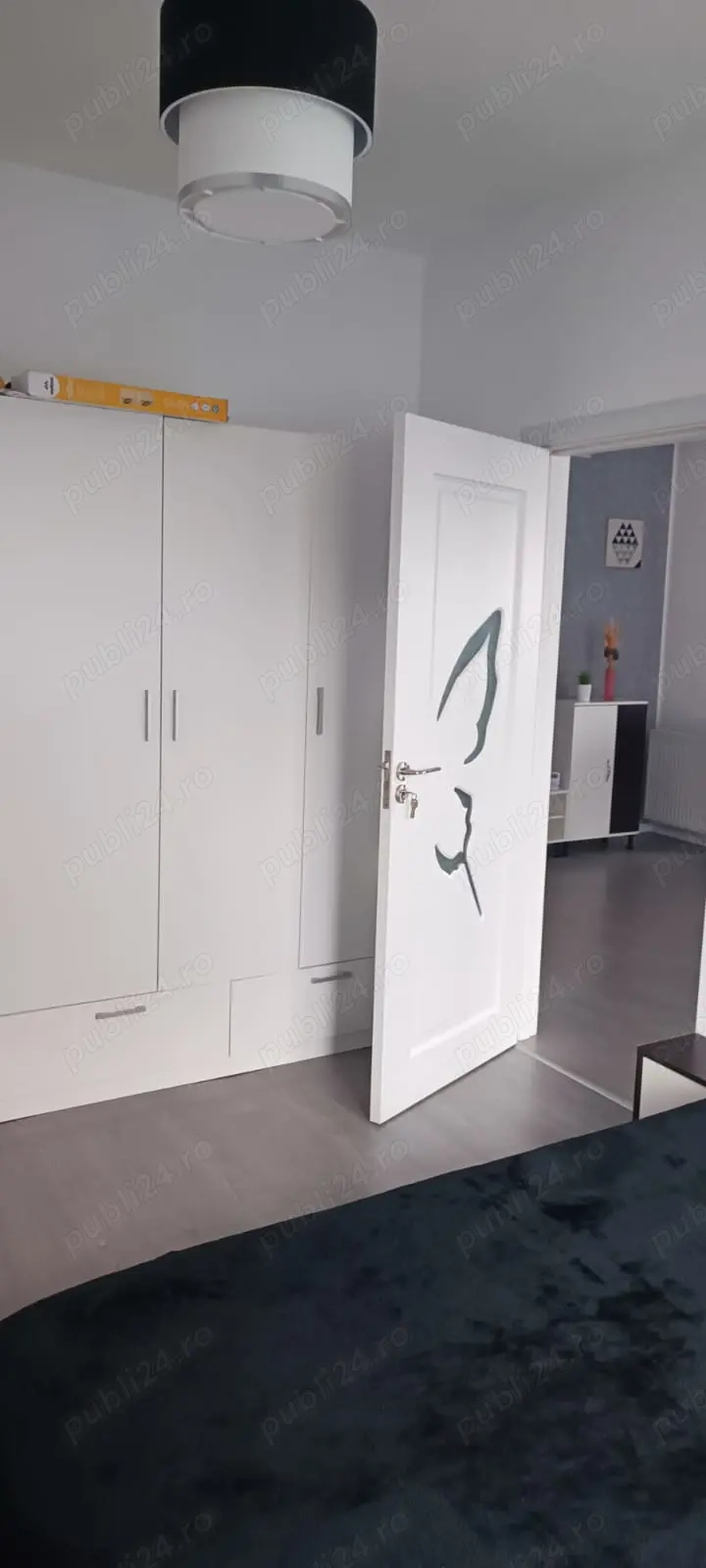 Închiriez ap. modern cu 2 cam, situat la parterul unei vile noi, pe strada Anton Pann din Sanpetru