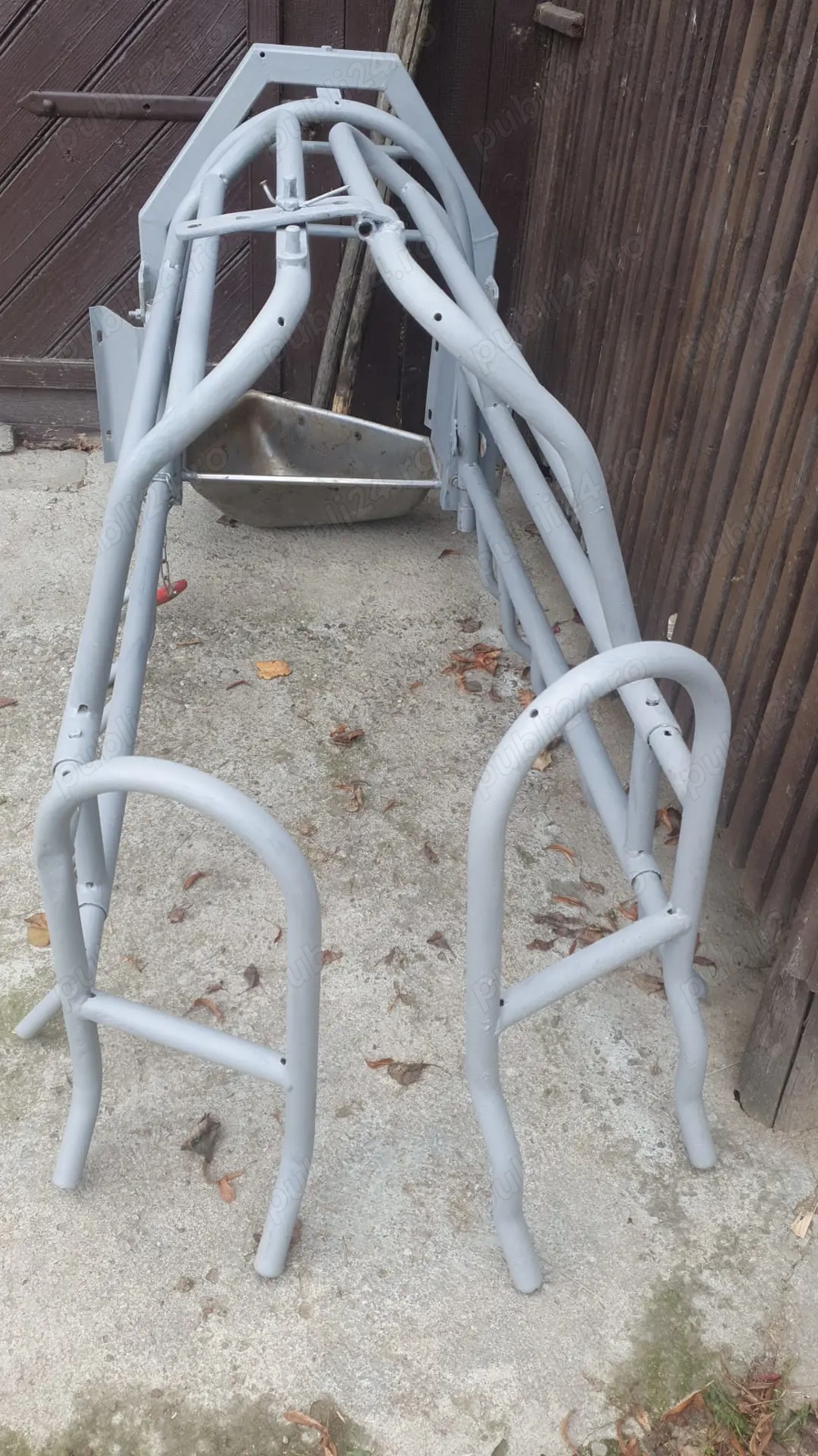 Boxă fătare scroafe