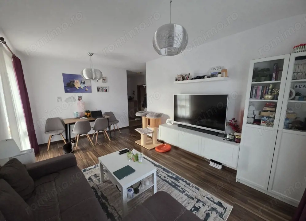 Apartament de 2 camere ( Loc parcare )-Avantgarden Tractorul