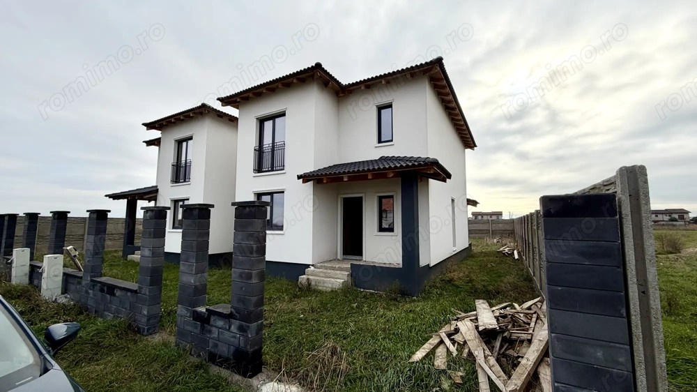 Duplex despartit | 4 camere | Asfalt si toate utilitatile | Zona excelenta