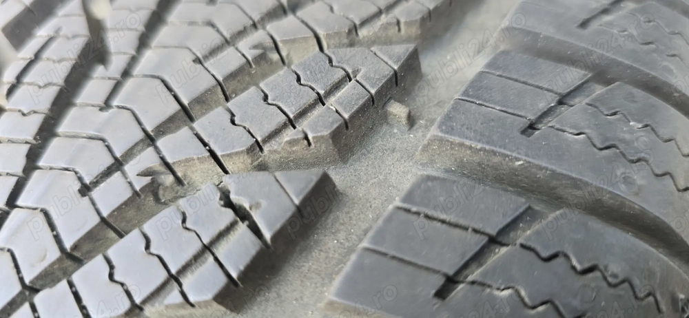 Vand cauciucuri de iarna Logan