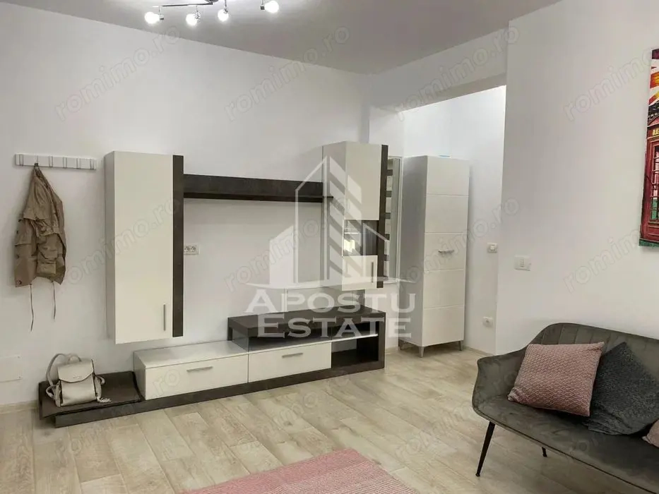 Apartament cu o camera, centrala proprie, zona Soarelui