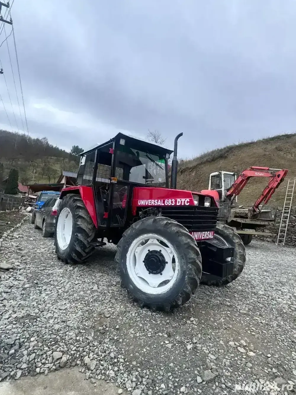 Tractor U 683 cu troliu pe aer 