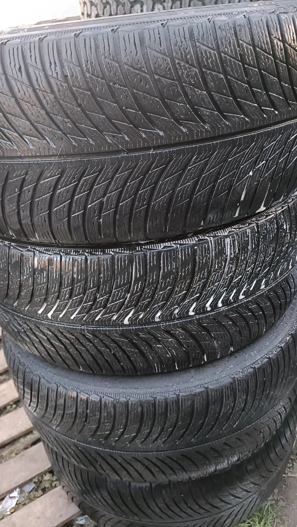 Vand anvelope 275/45/20 run flat