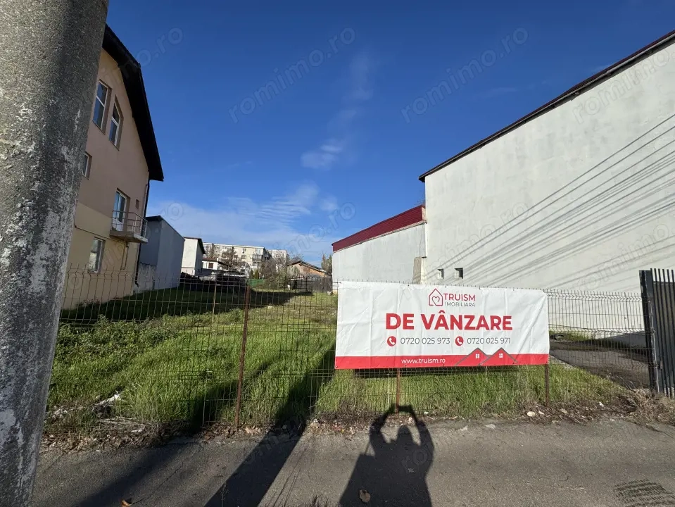 Teren intravian 1033 mp, str. Cantacuzino