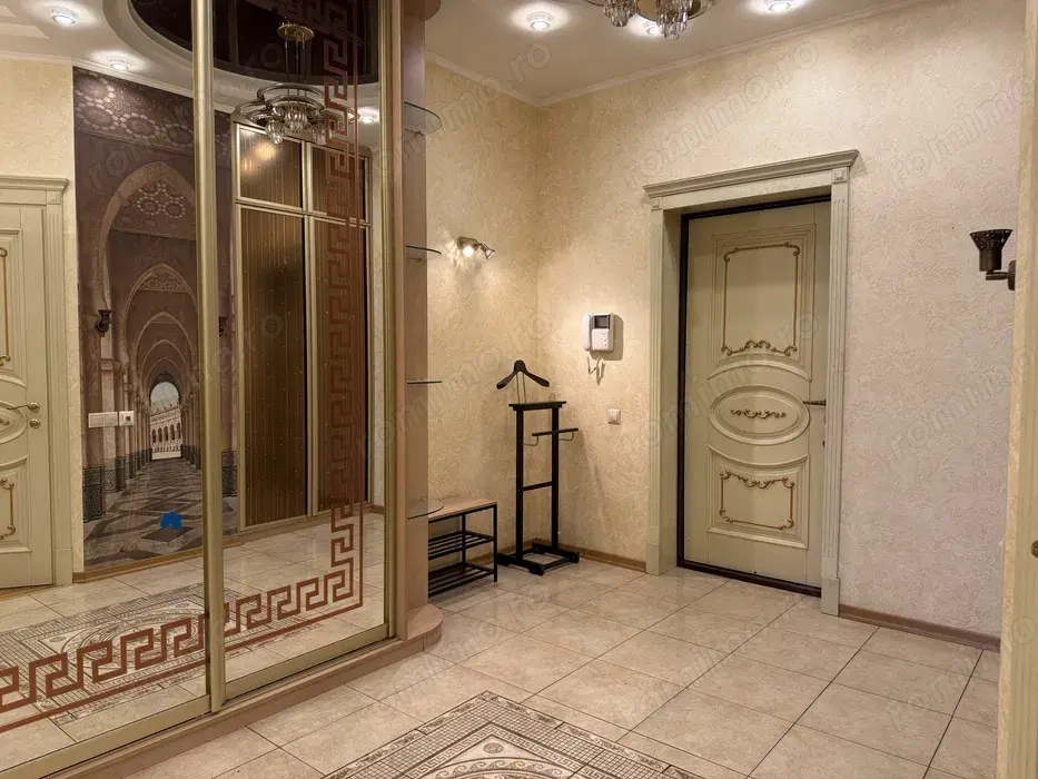 2 Camere zona Stefan Cel Mare 