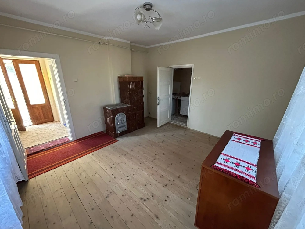 Casa individuala, 719mp teren, 72mp utili - Zona Cetate