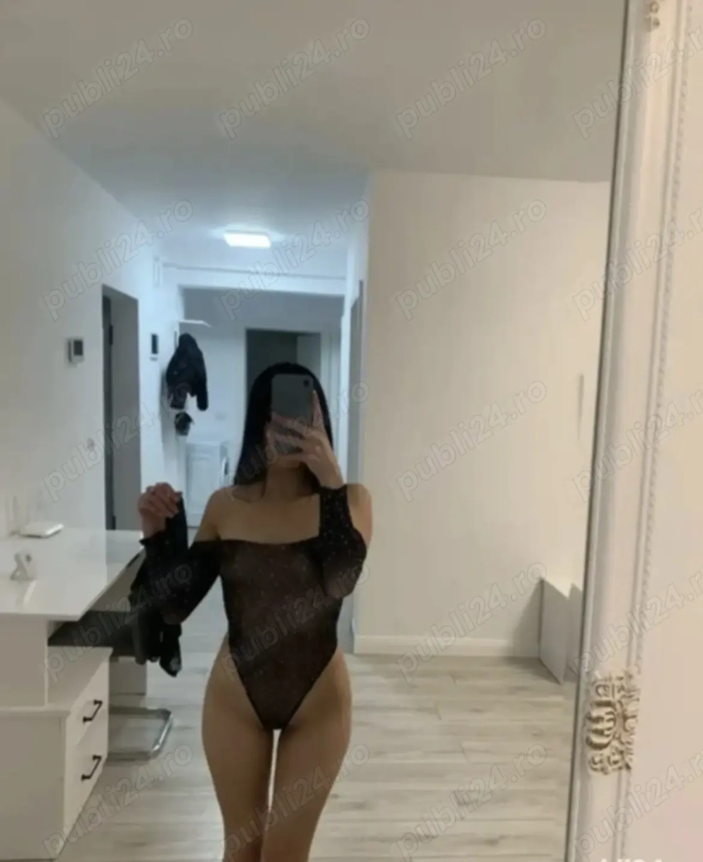 Emma doar câteva zile în oraș fac și deplasări 