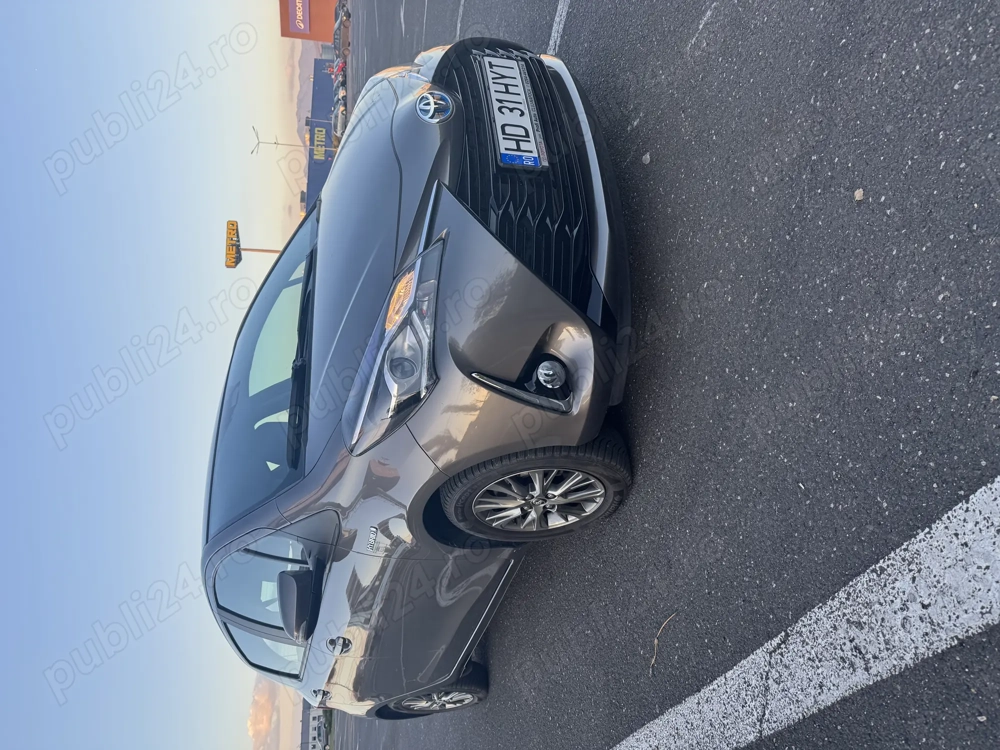 Toyota Yaris Hibrid 1,5 VVT-I HSD 35600 km