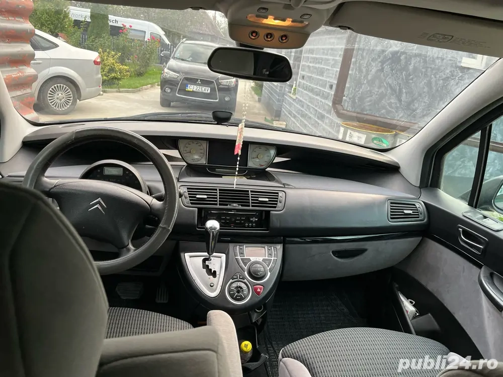 Vand Citroen C8 2010