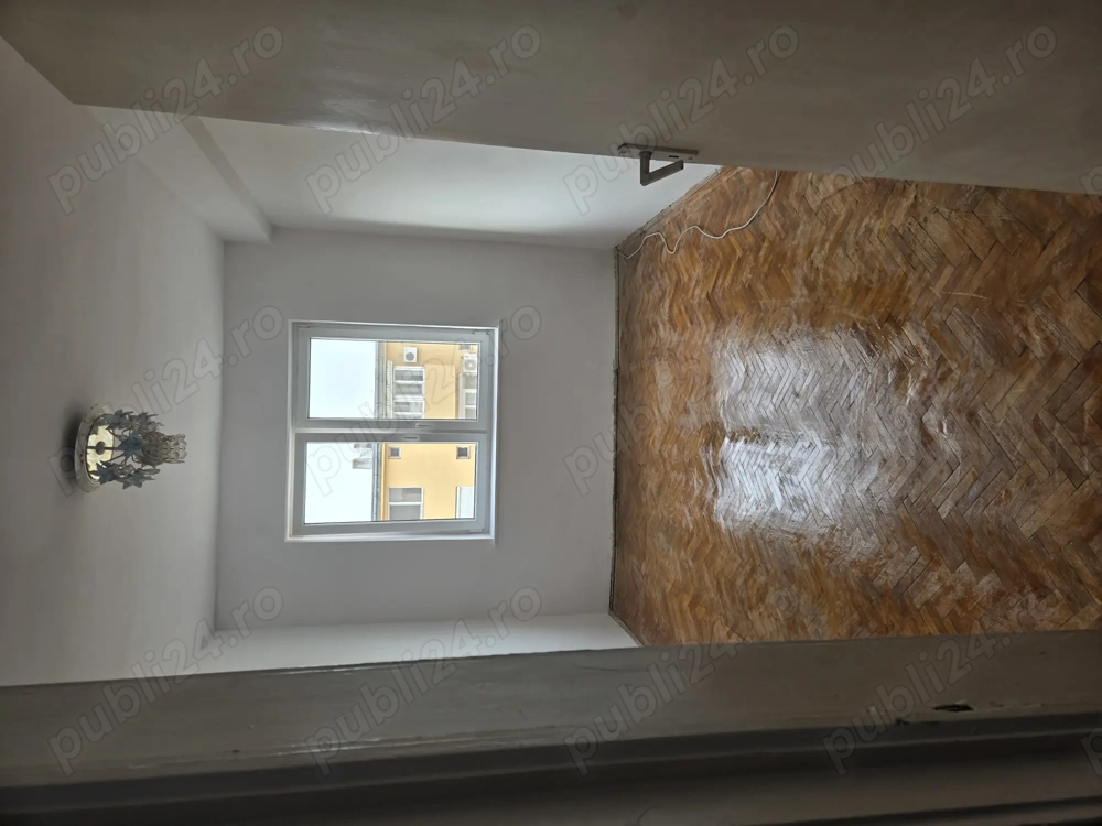 Apartament cu 2 camere 