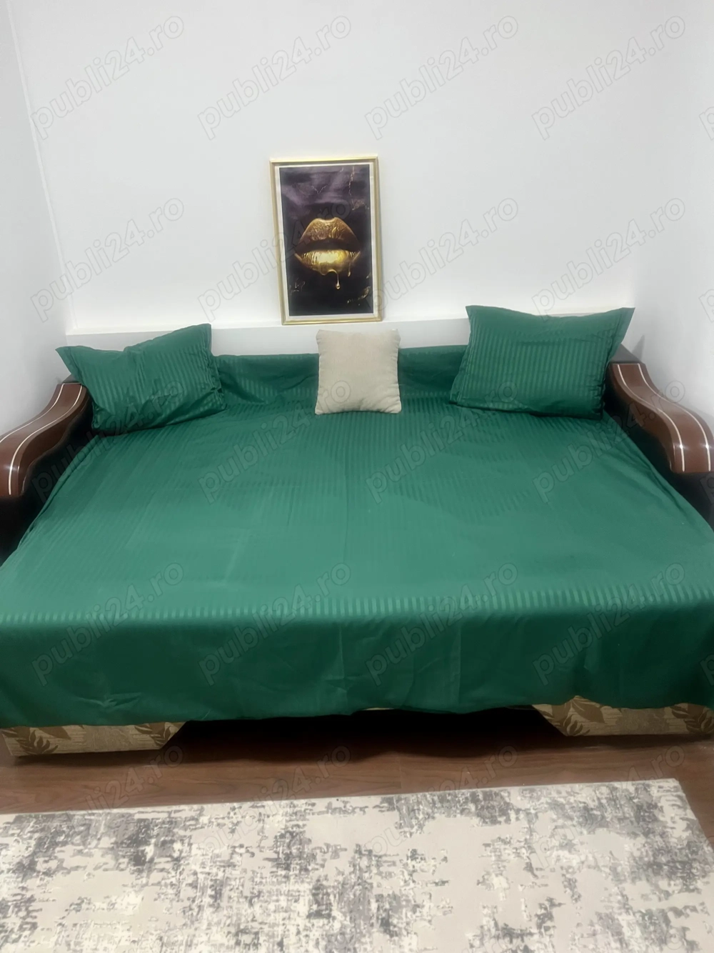 40 mp la Parter , in spatele mallului, mobilat si utilat total