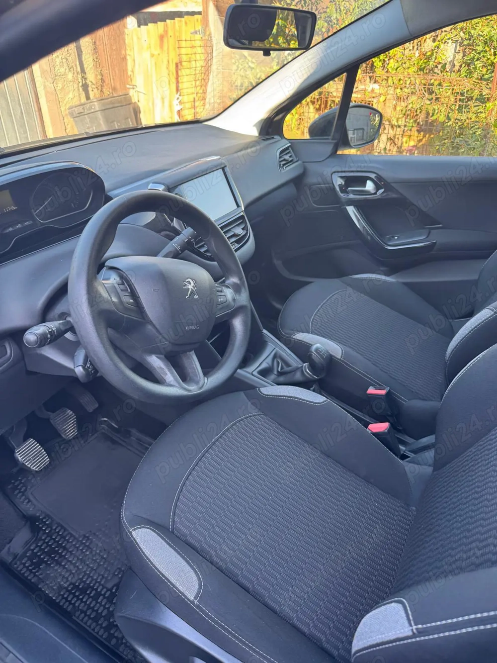 Vând Peugeot 208, An 2016, 1.5 Diesel, 95 CP,