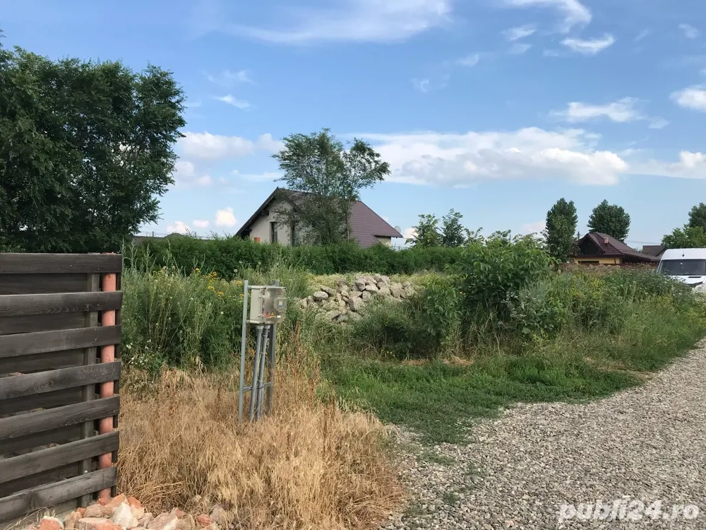 PF Vand teren intravilan Miroslava 550mp