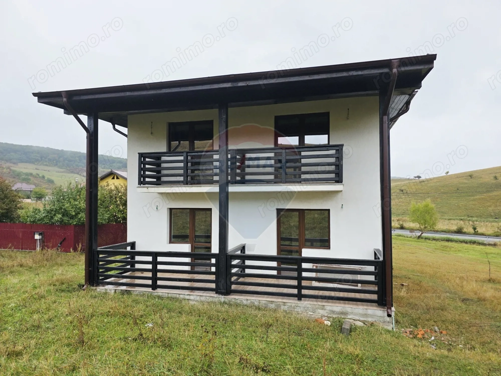 Casa  si  teren zona Balaurul