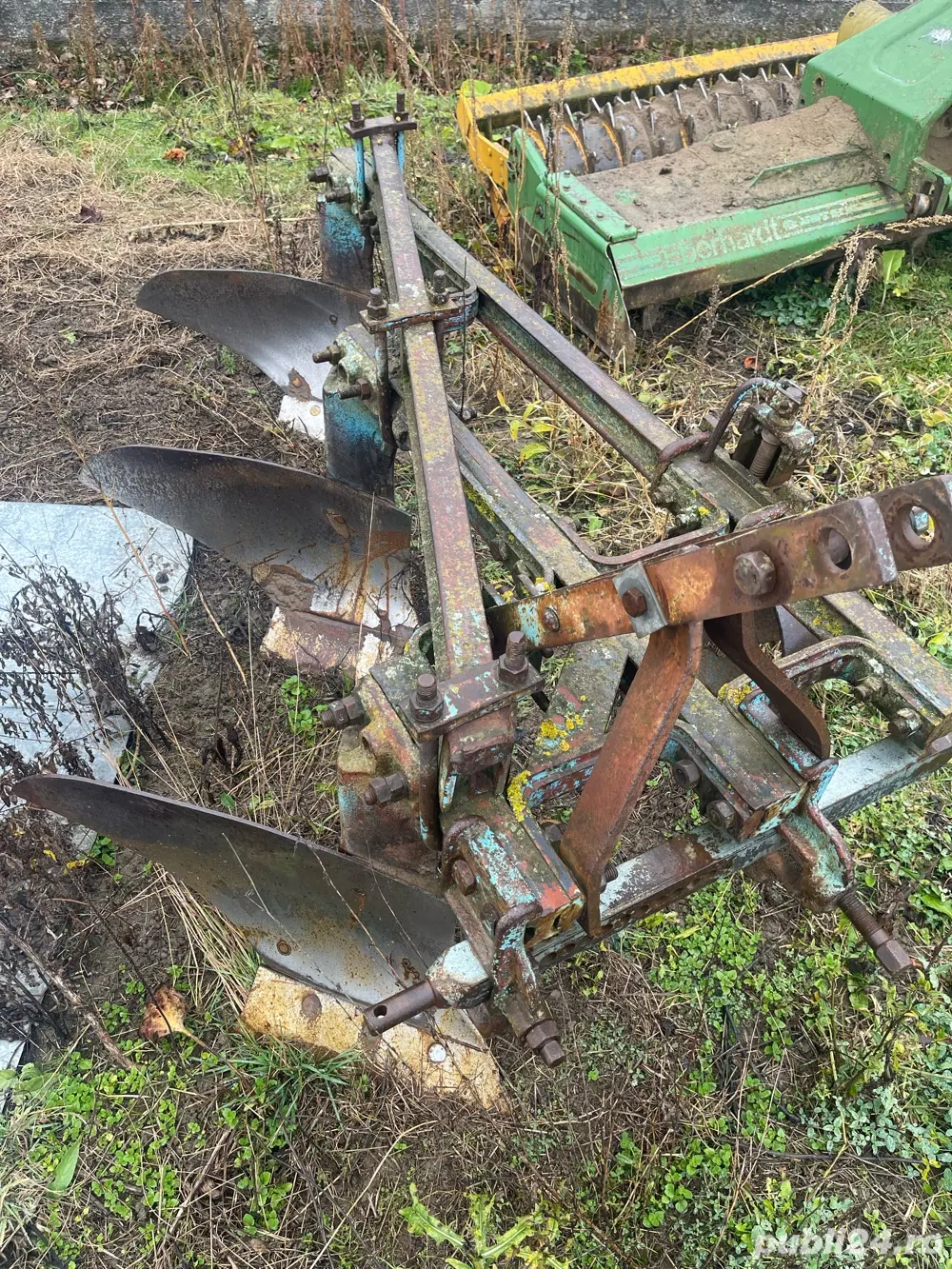 plug pp3 cu 3 trupite 