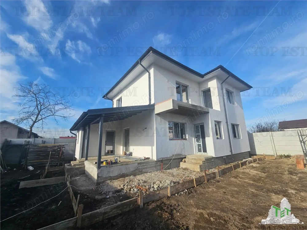 Vila 4 camere asfalt incalzire pardoseala la 20 minute de metrou Pacii