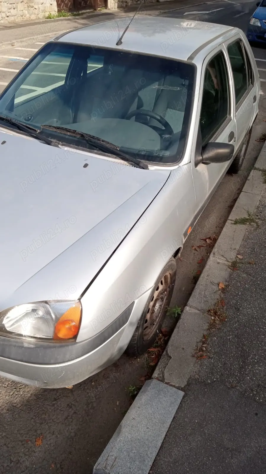 Ford Fiesta 72000km 1,2 Benzina An 2000 