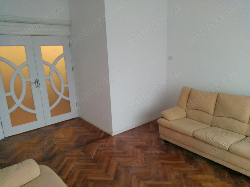 Titulescu Calea Grivitei  3 camere in vila 200 m metrou Basarab