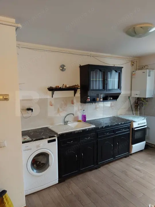 Apartament 3 camere de vânzare-Bulevardul Pandurilor