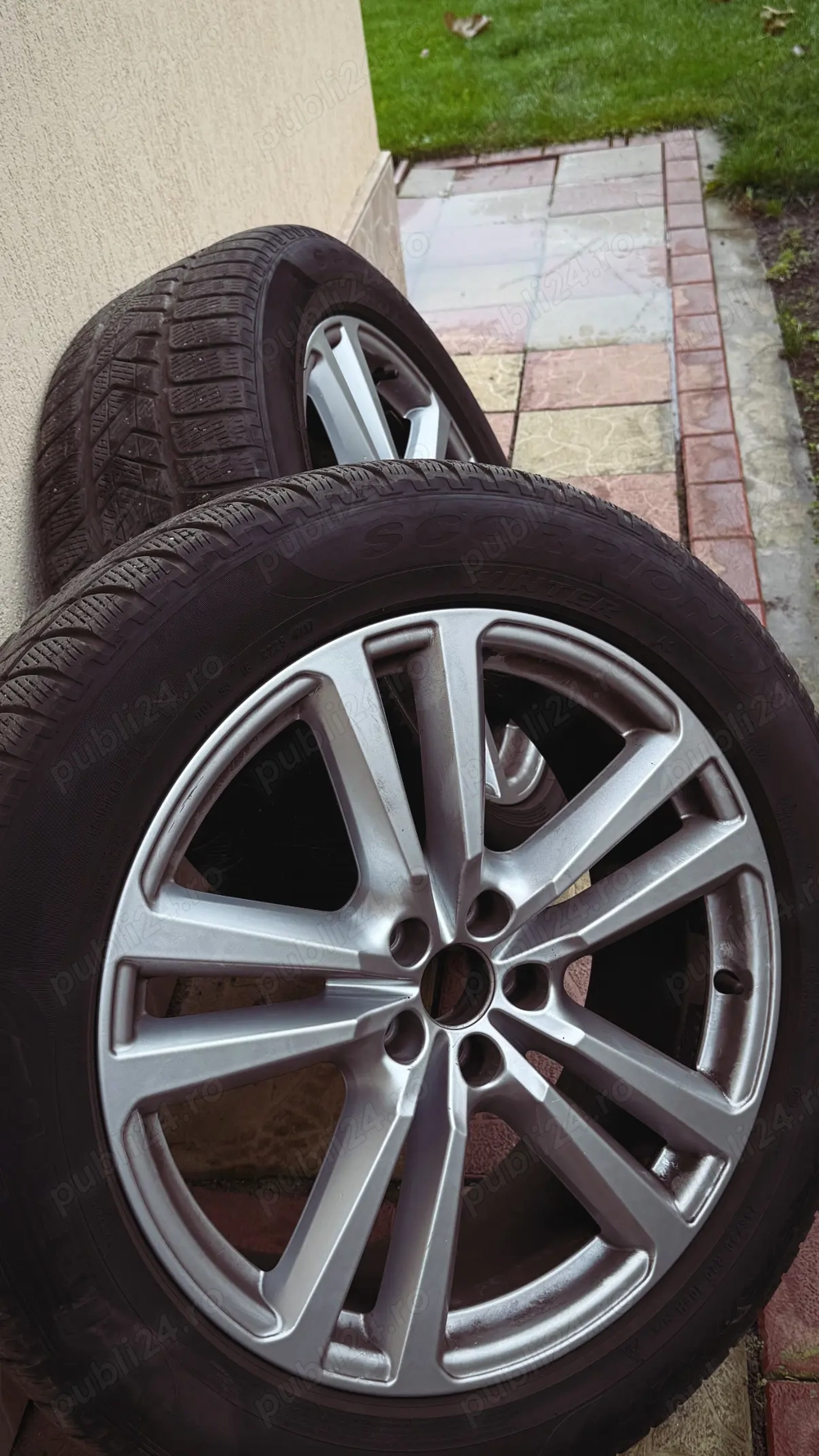 Vând cauciucuri pirelli + jante de aliaj R20 (Iarnă)