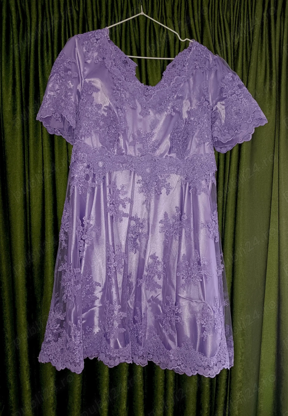 Vănd rochie elegantă