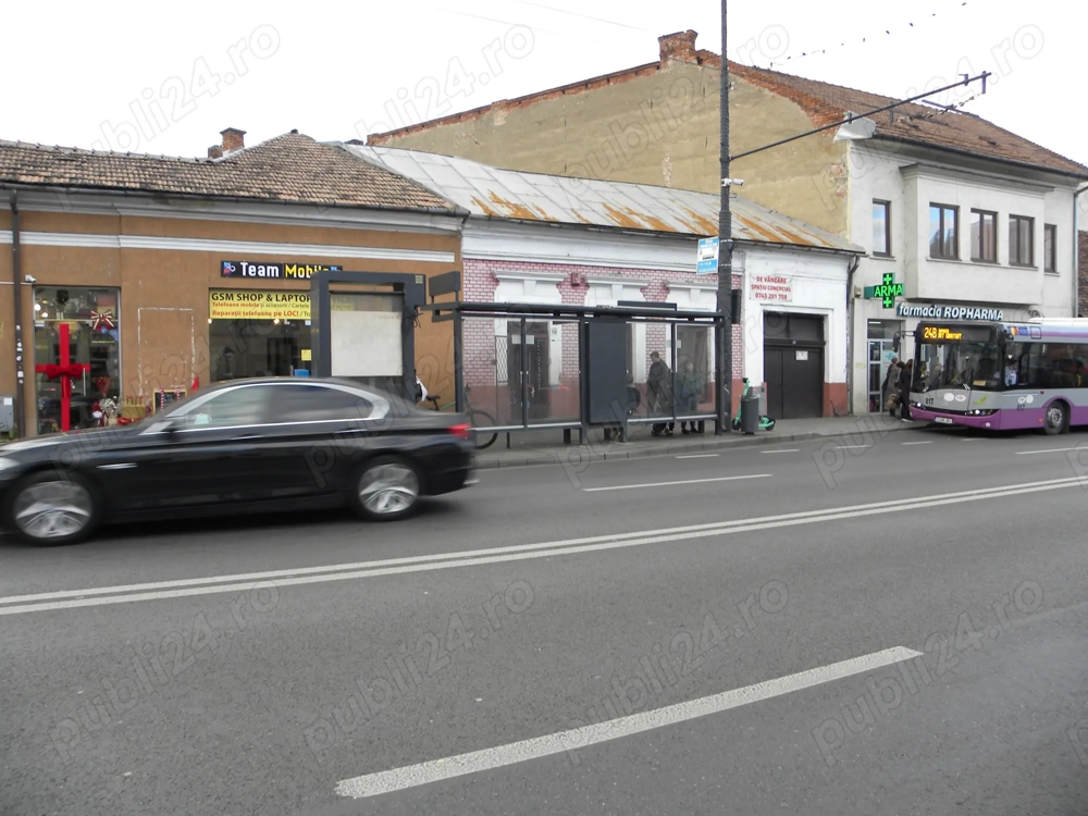 spatiu comercial motilor 