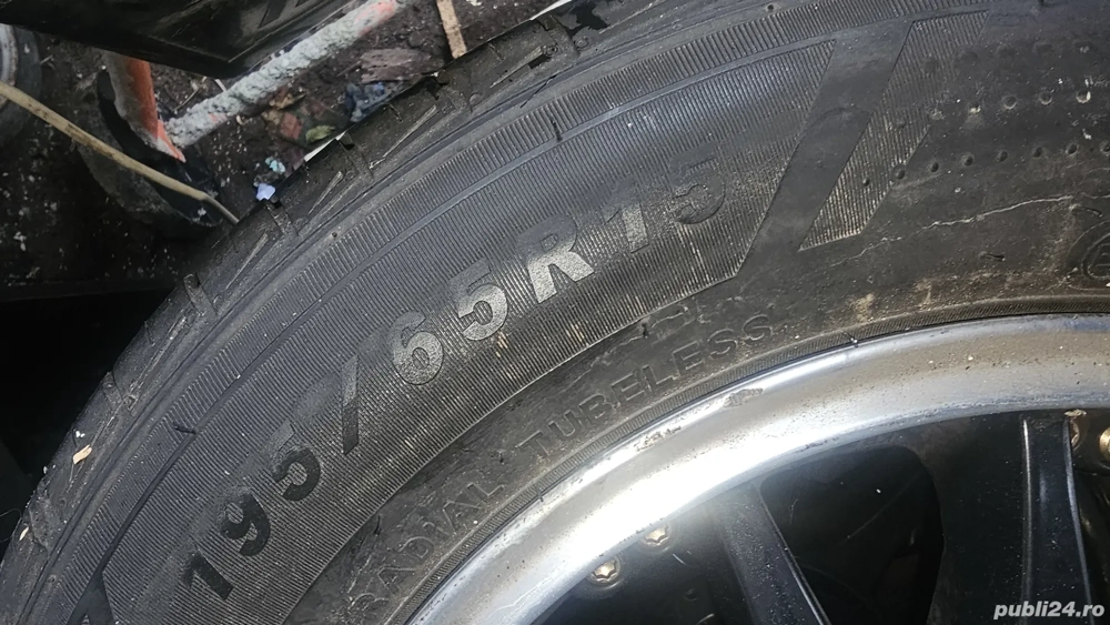 De vanzare 4 roti