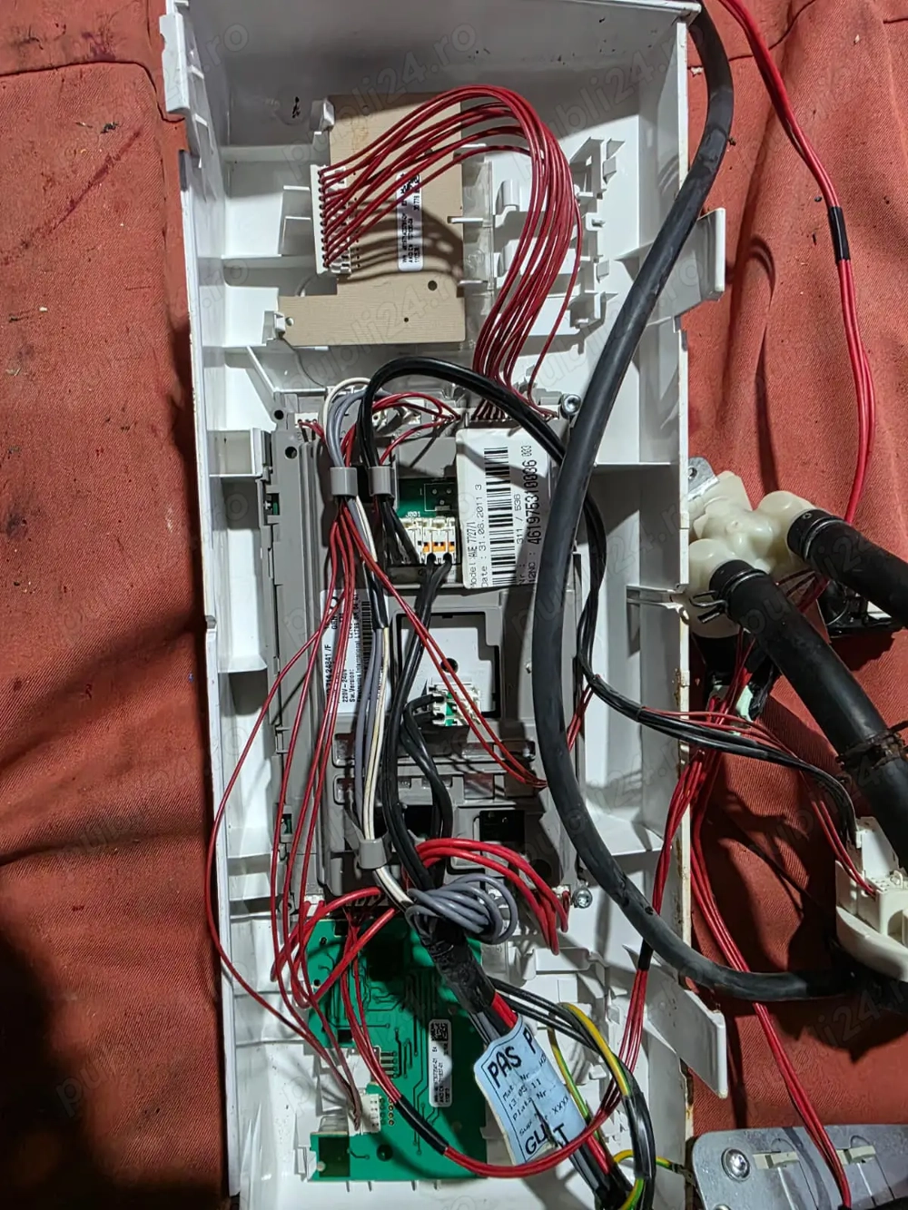 Dezmembrez masina de spalat Whirpool awe7727