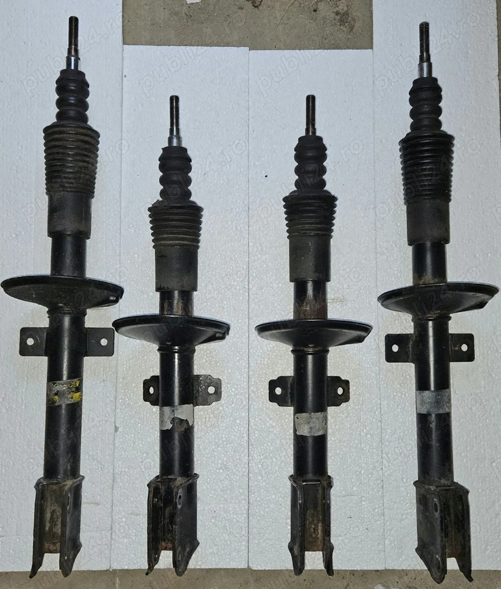 4 Amortizoare Duster 2010-2018, 1.5 DCI, 4x4 