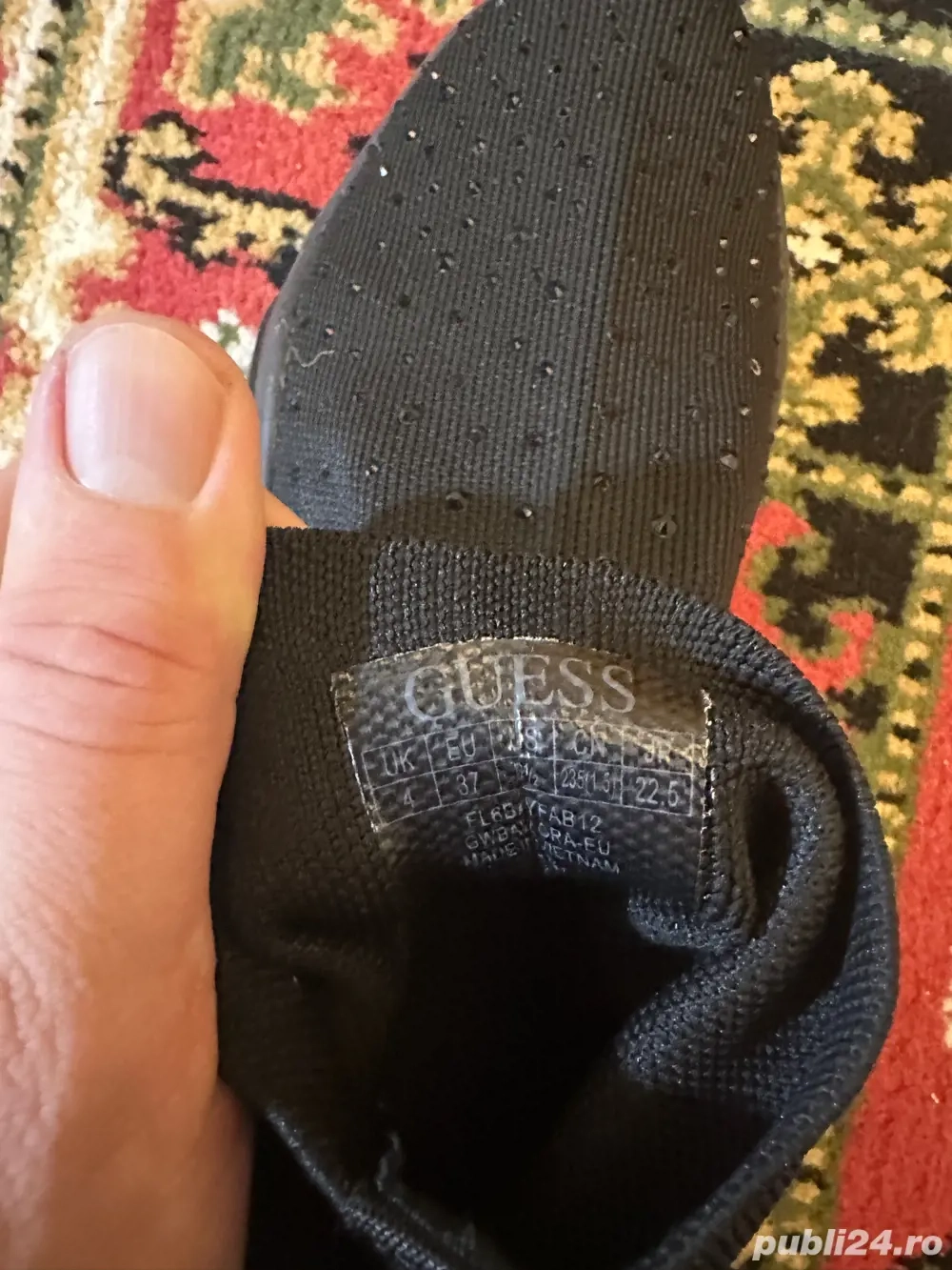 Incaltaminte Guess baylora de coloare neagra cu strasuri