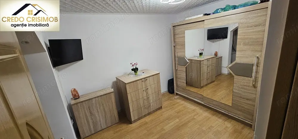 Vand apartament 2 cam cf 2 nedecomandat zona Lunca