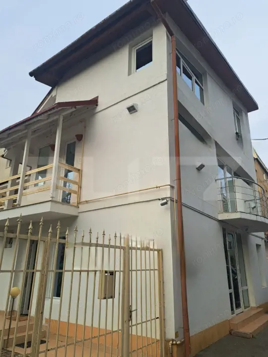 OPORTUNITATE! Pensiune Autorizată și Funcțională în Brașov